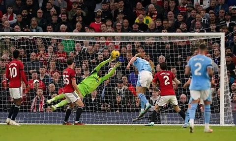 Haaland "ngả mũ" trước Onana