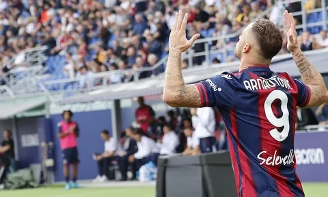 "Man United đã cố gắng ký hợp đồng với tôi nhiều lần"