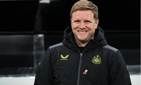 Eddie Howe đáp trả Arteta