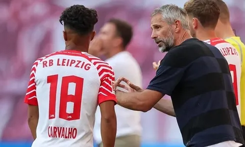 Nguyên nhân khiến sao trẻ Liverpool “bật bãi” khỏi RB Leipzig