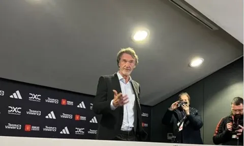 Sir Jim Ratcliffe lên tiếng về tân binh tháng 1 của M.U