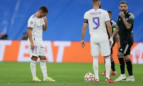 Ancelotti: "Real không thua vì Camavinga đá hậu vệ cánh trái"