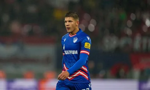 Leverkusen cạnh tranh tiền đạo trẻ với Man City