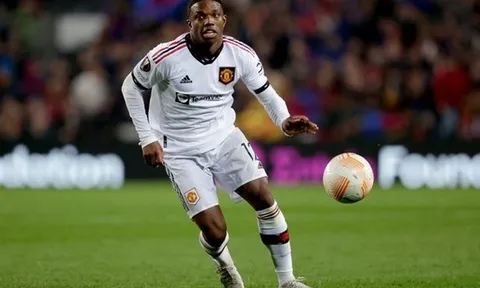 12,9 triệu bảng đổi cho Man Utd quân bài xoay tua chất lượng