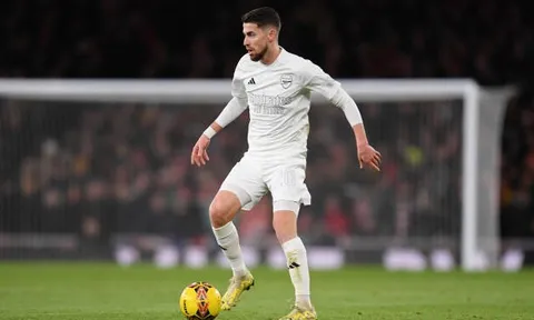 6 bản hợp đồng sắp hết hạn của Arsenal - Giữ lại hay thanh lý?