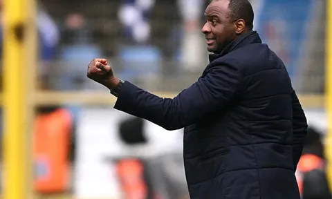 HLV Vieira hài lòng với tinh thần của đội bóng sau trận hòa Marseille