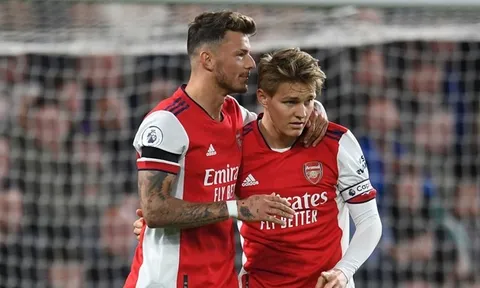 Ben White nói thẳng vai trò của Martin Odegaard tại Arsenal
