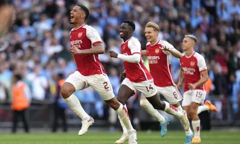 Người thắng kẻ thua sau trận Arsenal - Man City