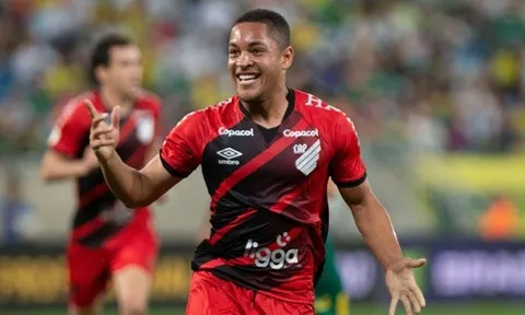Giám đốc CLB khẳng định chuyện tương lai của mục tiêu Arsenal