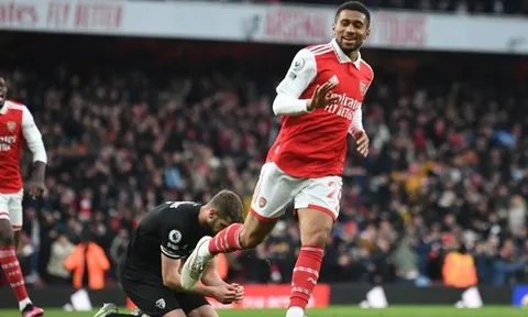 Xác nhận: Ngôi sao Arsenal hớp hồn 8 đội bóng trên TTCN