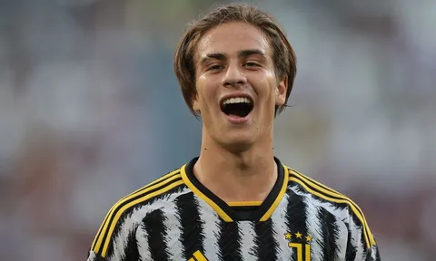 Xem giò Kenan Yildiz - 'wonderkid' Juventus mà Arsenal muốn sớm chiêu mộ
