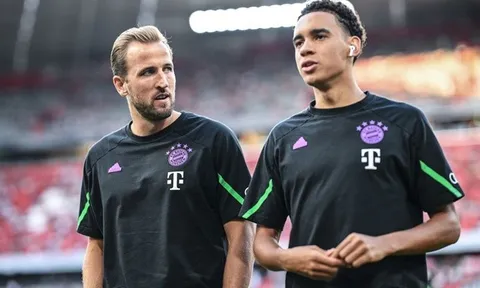 Sao trẻ Bayern: “Chơi với Kane dễ dàng hơn tôi nghĩ”