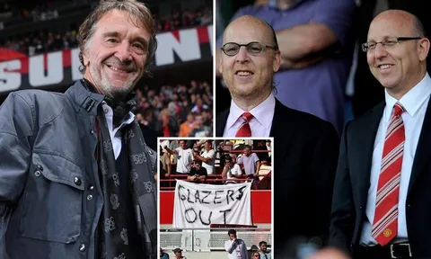 Neville chỉ ra điểm nổi bật của Sir Jim Racliffe so với nhà Glazers