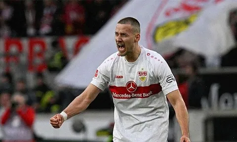 Leverkusen tiếp tục quan tâm đến hậu vệ đa năng của Stuttgart