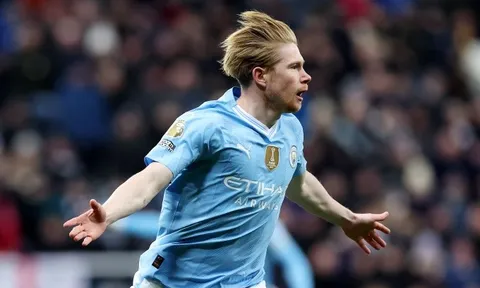 "De Bruyne hẳn hay chơi bi-a lúc rảnh"