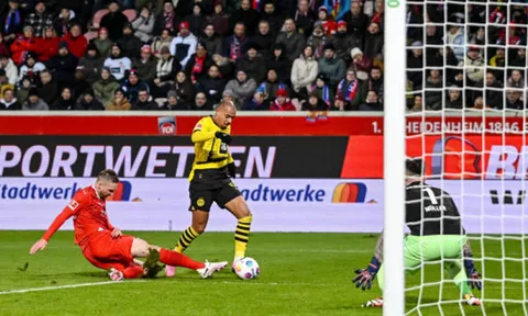 Bắn phá bất thành, Dortmund chia điểm với tân binh