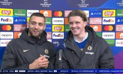 Đồng đội há hốc mồm với Kovacic