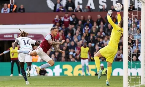 Barca xác định ngôi sao thế chỗ Stegen