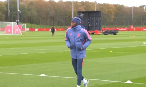 4 điều rút ra trên sân tập Man Utd: Kép phụ thể hiện, Rõ tình trạng Martial