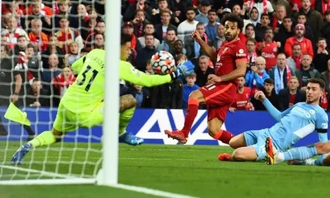 Jamie Carragher khuyên Liverpool làm một điều ở kỳ chuyển nhượng Đông