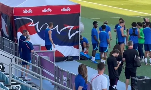 Ten Hag đã đưa ra quyết định mà Arteta mất nhiều năm để thực hiện