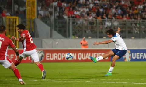 Ngoài Alexander-Arnold, Southgate có thêm một phát kiến thú vị