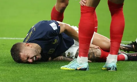 Mất World Cup, sao tuyển Pháp nghĩ đến chuyện giải nghệ