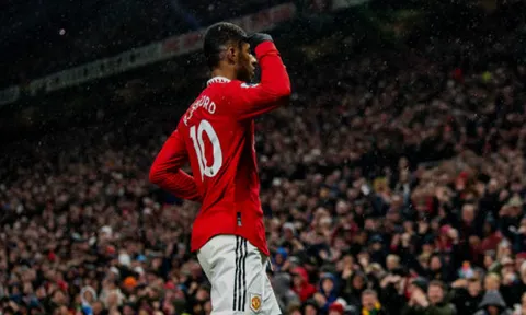 Thắng Brentford, Man Utd vẫn nhận cảnh báo từ chuyên gia