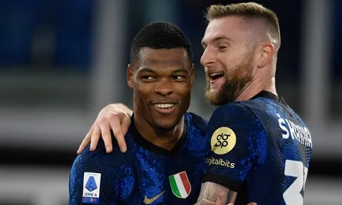 2 chữ ký giúp Chelsea giáng 'cú tát' vào các đối thủ Premier League