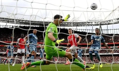 2 kẻ bị hắt hủi khiến Arsenal có thể vỡ mộng vô địch Premier League