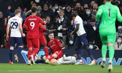 2 tình huống tranh cãi thay đổi cục diện trận Tottenham - Liverpool