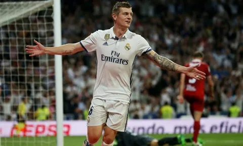 Tình cảnh trái ngược của Kroos - Modric