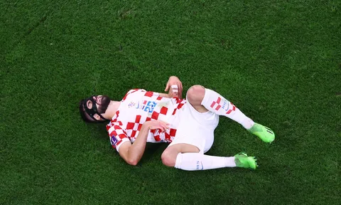 Croatia mất oan quả penalty?