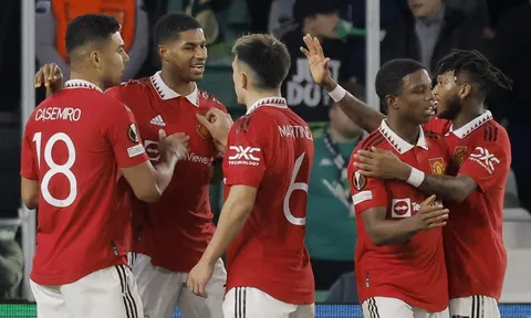 'Quái vật' mang tới mất mát to lớn tại Old Trafford