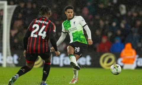Ngất ngây với báu vật của Liverpool