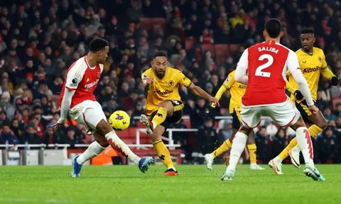 Arsenal hạ Wolves, đồng đội vẫn tức giận hét thẳng mặt Saliba