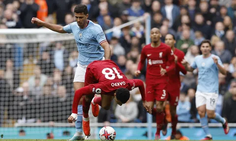 'Nếu có Rice hoặc Rodri, Liverpool chắc chắn vô địch Premier League'
