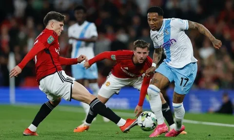 Tung đội hình lạ lẫm, Man Utd thắng hủy diệt 3 bàn