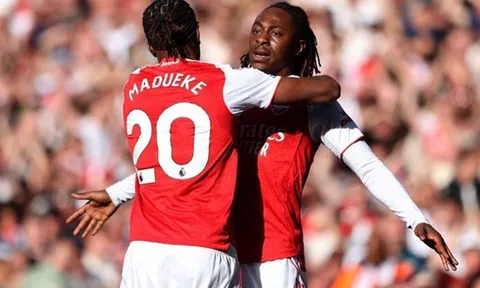 Eze báo tin vui sau khi giúp Arsenal hạ Newcastle