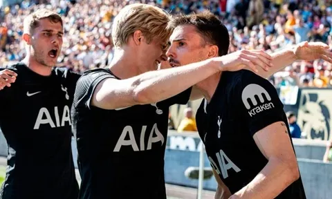 Ánh sáng từ Molineux có đủ giúp Tottenham của De Zerbi thoát hiểm?