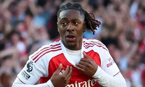 Đẳng cấp của Eberechi Eze giải cứu một Arsenal đang nghẹt thở