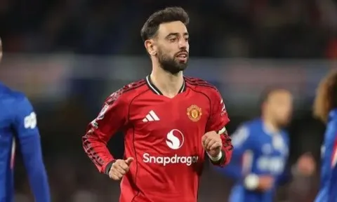 Rooney tin Bruno Fernandes đoạt giải Cầu thủ hay nhất năm