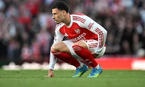 Gabriel Martinelli dính chấn thương gân kheo sau trận Newcastle