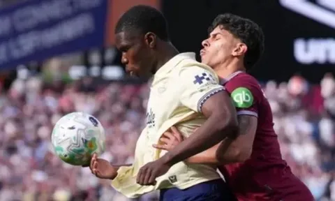 Everton chính thức khiếu nại PGMOL sau tranh cãi với West Ham