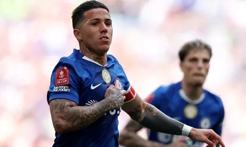 Enzo Fernandez chứng minh đẳng cấp giúp Chelsea hồi sinh