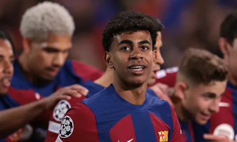 CHOÁNG! Barca từ chối bán thần đồng với giá 200 triệu euro