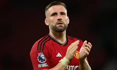 Shaw tái xuất giúp Man Utd giải phóng 2 cỗ máy tấn công