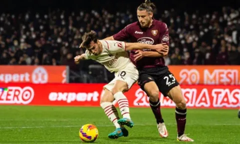 Arsenal nhận báo giá cho Van Dijk 2.0