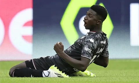 Lamine Camara giành giải Cầu thủ trẻ xuất sắc nhất châu Phi năm 2023