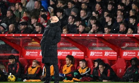 Có một Manchester United khốn khổ đến tận cùng
